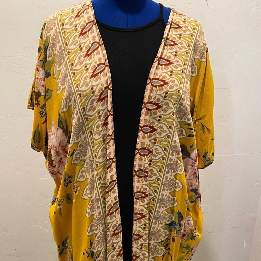 Angie Floral Paisley Kimono Mustard Size Medium